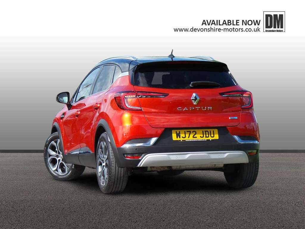 Renault Captur Se Edition Red #2