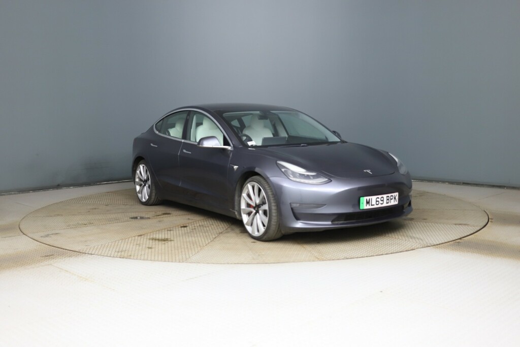 Tesla Model 3 Saloon Dual Motor Performance 2019 Grey