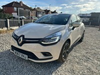 Renault Clio 0.9 Tce 90 Iconic Red #18