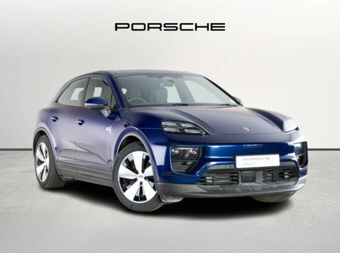 Porsche Macan 100Kwh 4 Blue