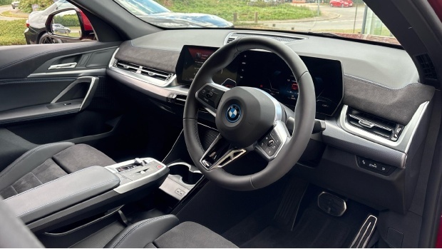 BMW iX2 20 66.5Kwh Shadow Edition Edrive 5-Door 11Kw Red #6