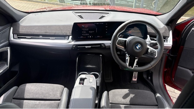 BMW iX2 20 66.5Kwh Shadow Edition Edrive 5-Door 11Kw Red #4
