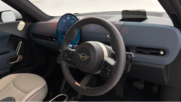 Mini Aceman 160Kw Se Exclusive Level 3 54Kwh White #6