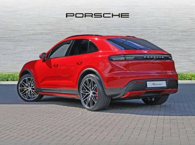 Porsche Macan 100Kwh 4S 4Wd 5-Door Red #2