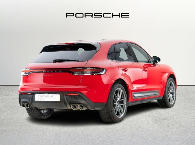 Porsche Macan 2.0T T Pdk 4Wd Euro 6 5-Door Red #3