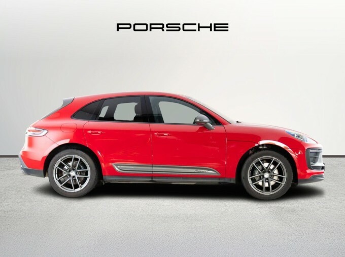 Porsche Macan 2.0T T Pdk 4Wd Euro 6 5-Door Red #2