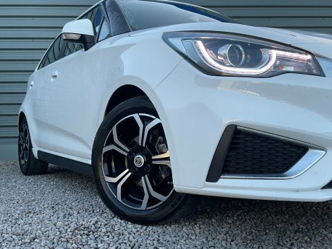 MG MG3 1.5 Hybrid Trophy Euro 6 Ss Silver #2