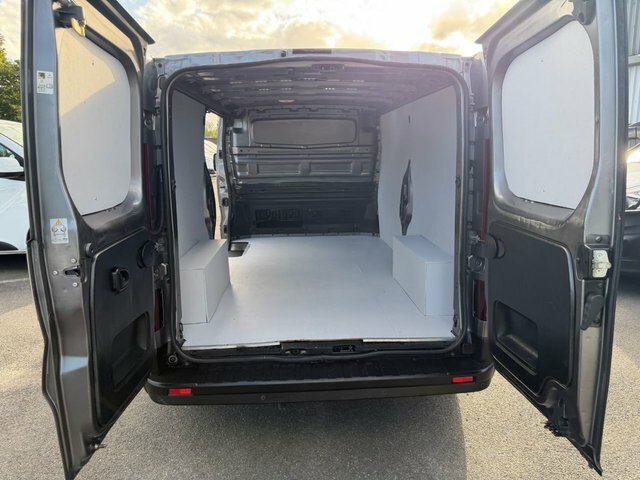 Renault Trafic Ll30 Energy Dci 120 Sport Nav Van White #21