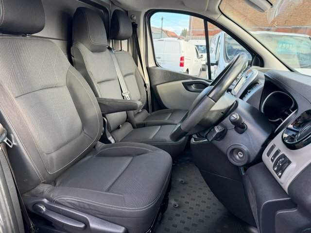 Renault Trafic Ll30 Energy Dci 120 Sport Nav Van White #9