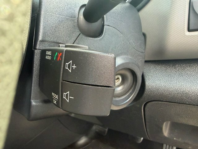 Renault Trafic Ll30 Energy Dci 120 Sport Nav Van White #13