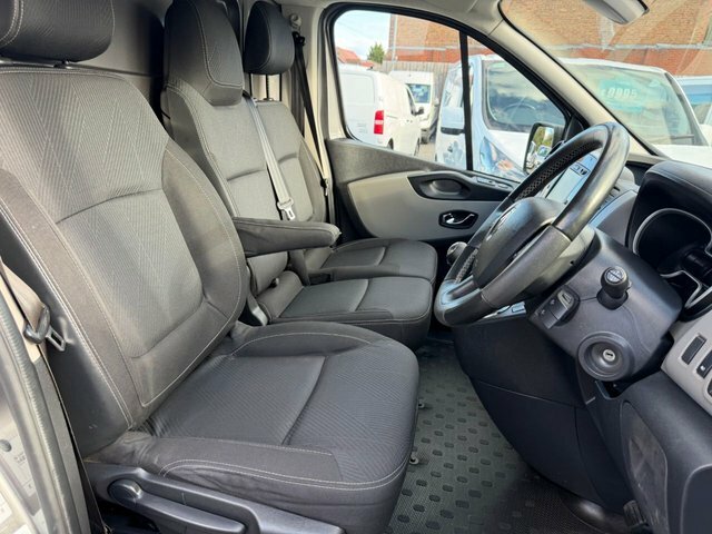 Renault Trafic Ll30 Energy Dci 120 Sport Nav Van White #11
