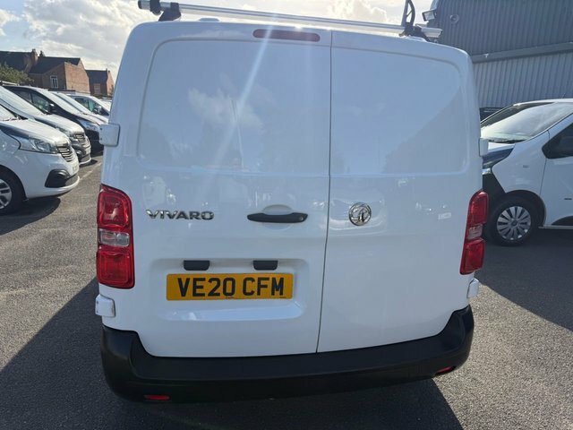 Vauxhall Vivaro 1.5 Turbo D 2700 White #4