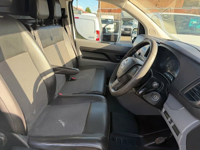 Vauxhall Vivaro Swb L1h1 2700  #11