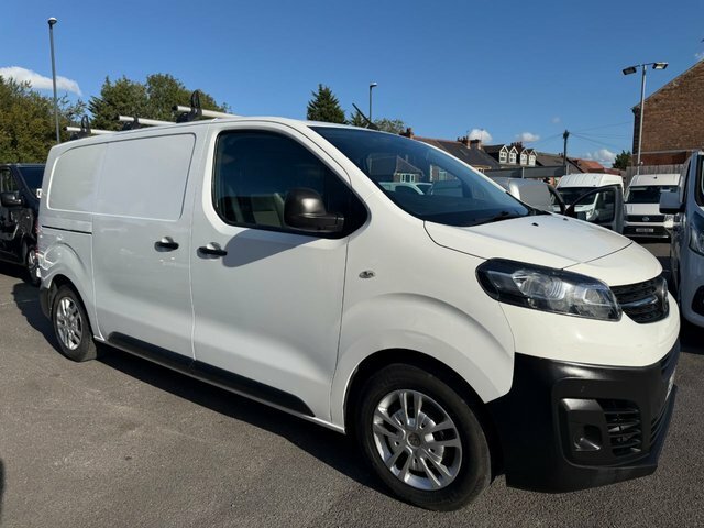 Vauxhall Vivaro 1.5 Turbo D 2700 White #2