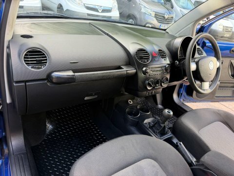 Volkswagen Beetle 1.6 Luna Euro 4 Silver #18