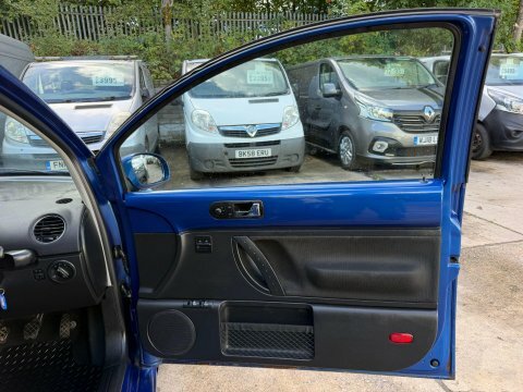 Volkswagen Beetle 1.6 Luna Euro 4 Silver #25