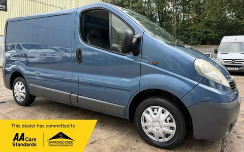 Vauxhall Vivaro 2.0 2700 Cdti Blue