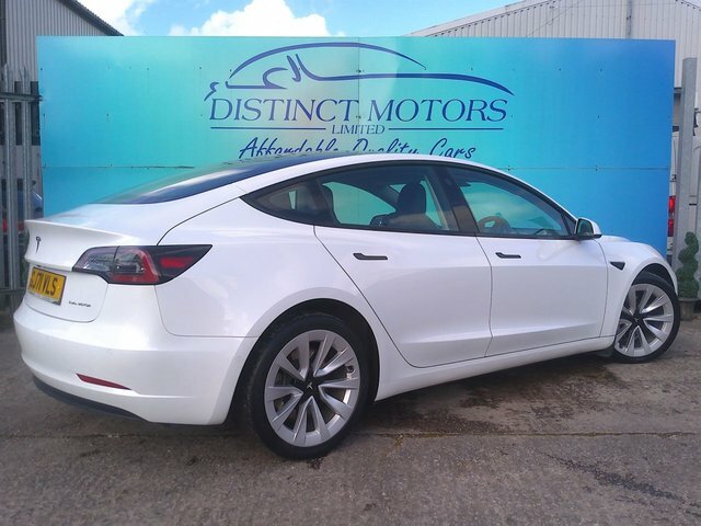 Tesla Model 3 Dual Motor Long Range Saloon 4 White #4