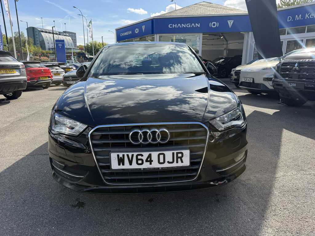 Audi A3 1.6 Tdi 110 Sport Black #2