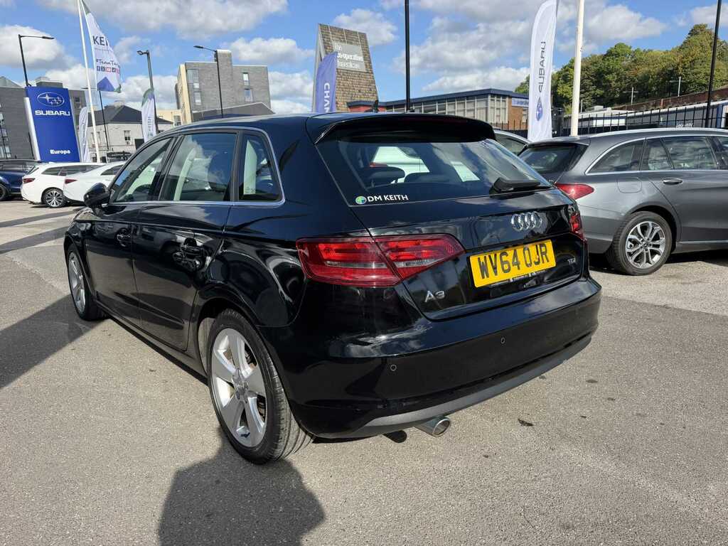 Audi A3 1.6 Tdi 110 Sport Black #5