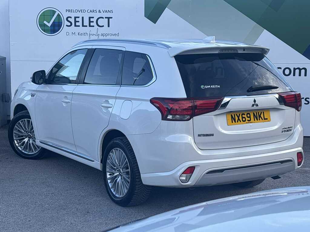Mitsubishi Outlander 2.4 Phev 5H White #3