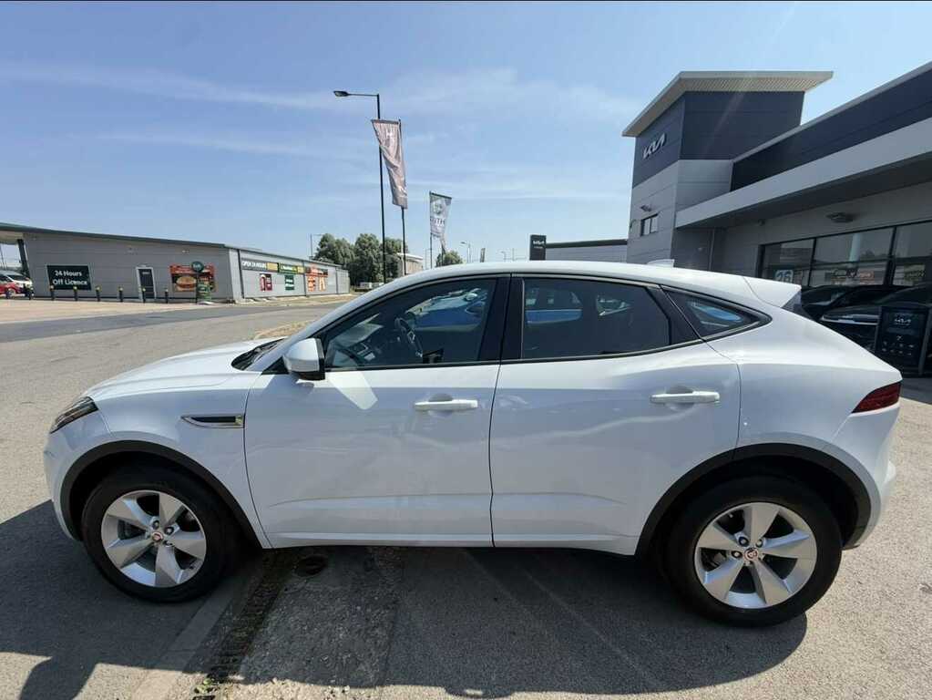 Jaguar E-Pace 2.0 200 R-dynamic S White #4