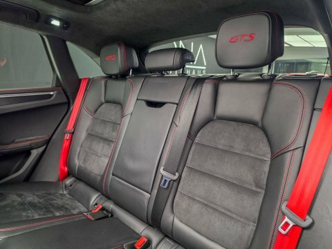 Porsche Macan 3.0 Macan Gts Black #4