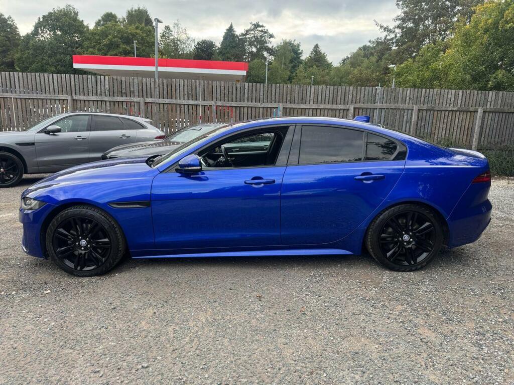 Jaguar XE 2L R-sport White #40