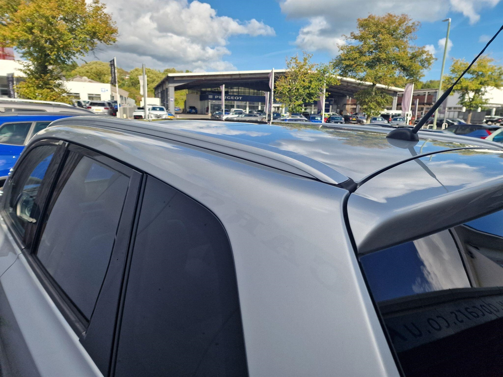 Suzuki Vitara Sz-t Boosterjet Mhev 1.4 White #31
