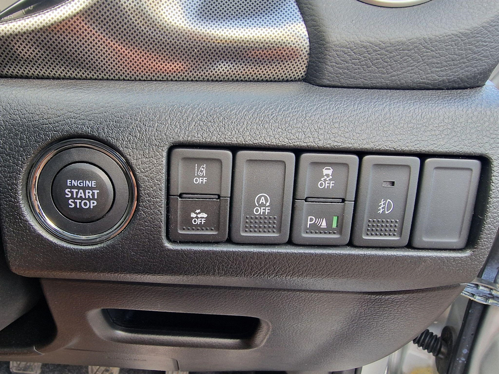 Suzuki Vitara 1.4 Boosterjet Sz5 Euro 6 Ss Silver #4