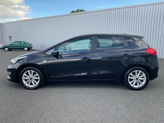 Kia Ceed Sr7 Hatchback Black #6