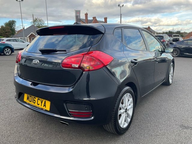 Kia Ceed Sr7 Hatchback Black #3