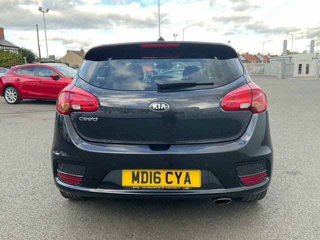 Kia Ceed Sr7 Hatchback Black #4