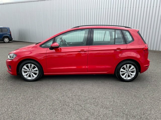 Volkswagen Golf SV Tdi Bluemotion Tech Se Red #6
