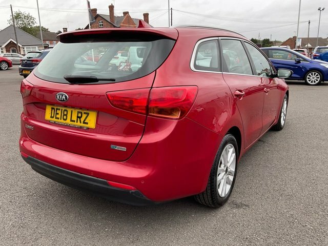Kia Ceed Crdi 2 Sportswagon Red #3