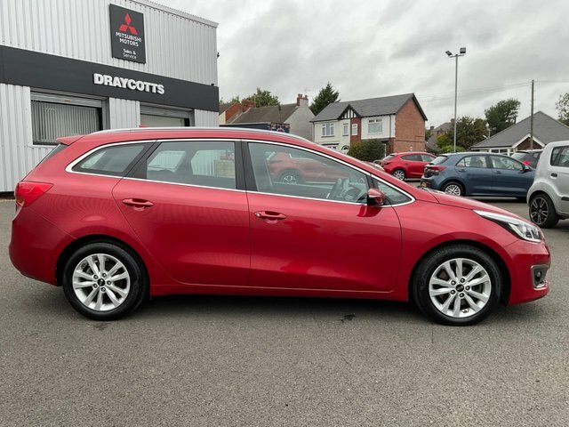 Kia Ceed Crdi 2 Sportswagon Red #2