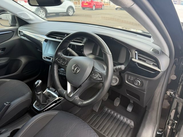 Vauxhall Corsa Se Hatchback White #21