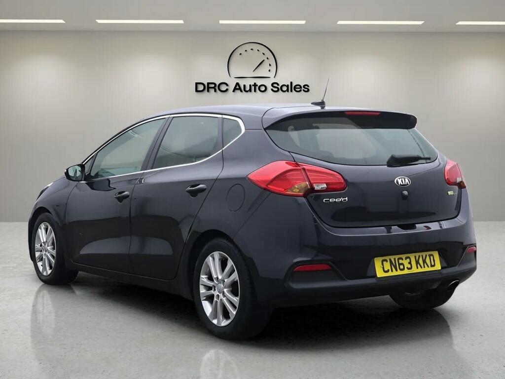 Kia Ceed 3 Black #5