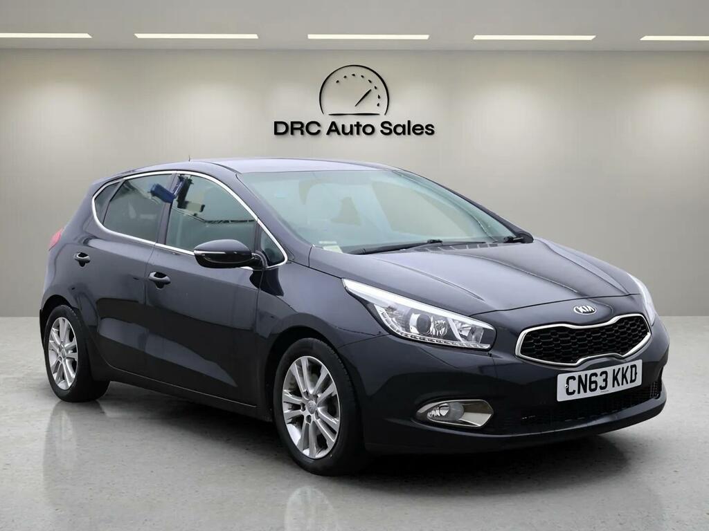 Kia Ceed 3 Black #4