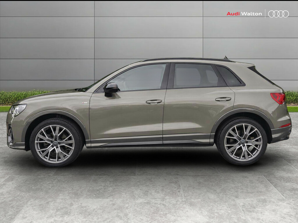 Audi Q3 Black Edition 35 Tfsi 150 Ps S Tronic Grey #4