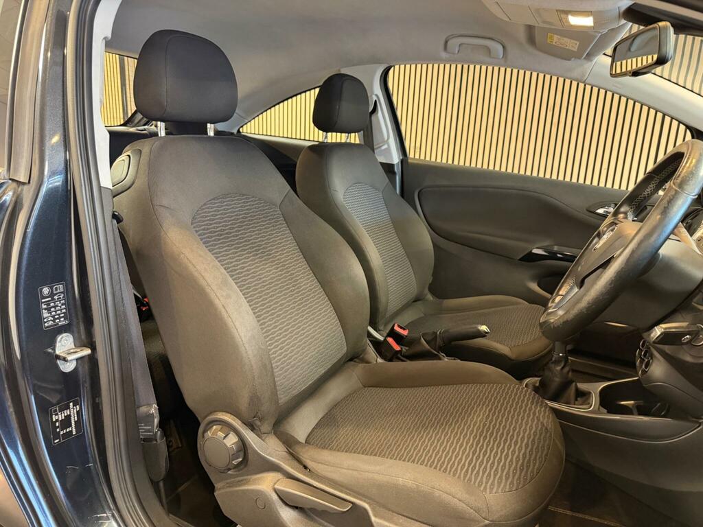 Vauxhall Corsa Energy Black #4