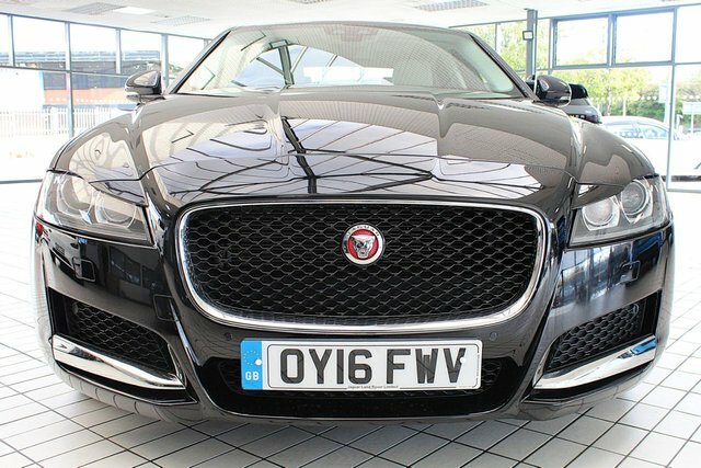 Jaguar XF Portfolio Saloon Black #4