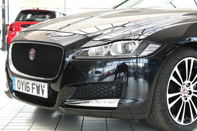 Jaguar XF Portfolio Saloon Black #2