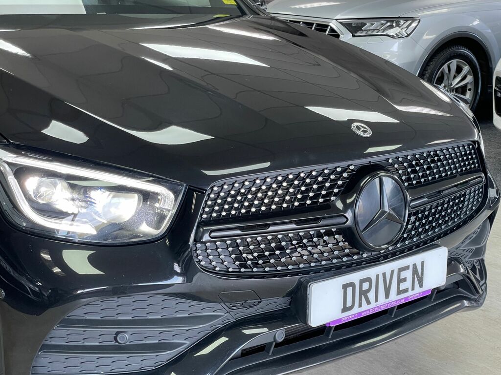 Mercedes-Benz GLC Class Glc 300 Amg Line Premium D 4Matic Black #3