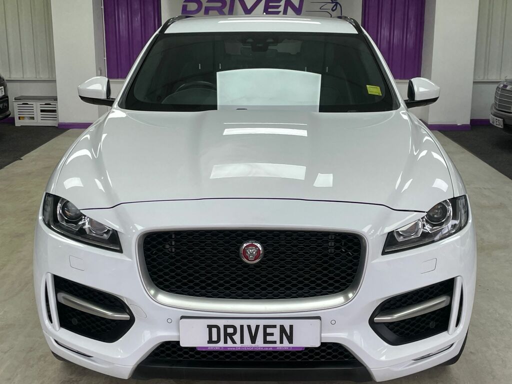 Jaguar F-Pace Diesel White #5