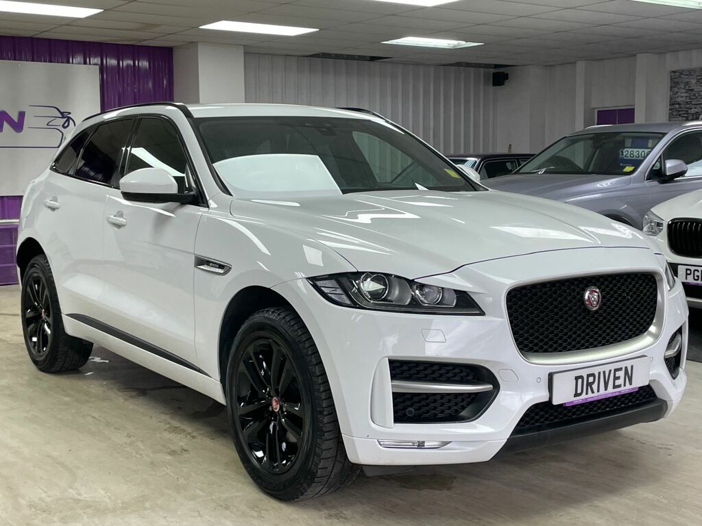 Jaguar F-Pace Diesel White #4