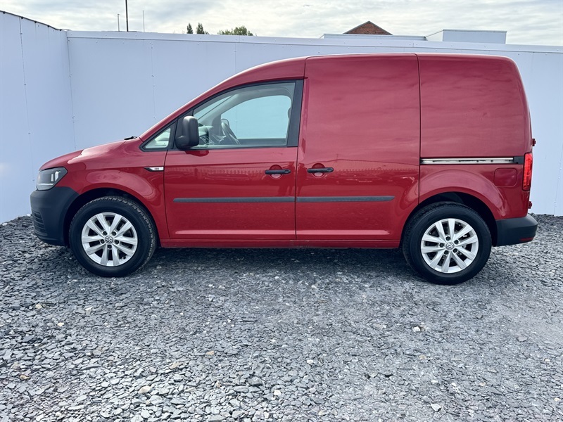 Volkswagen Caddy 1.6 Tdi C20 Bluemotion Tech Startline Panel Van Red #4