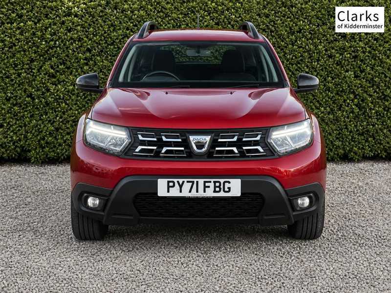 Dacia Duster 1.5 Blue Dci Comfort Suv 4Wd Sel Red #2