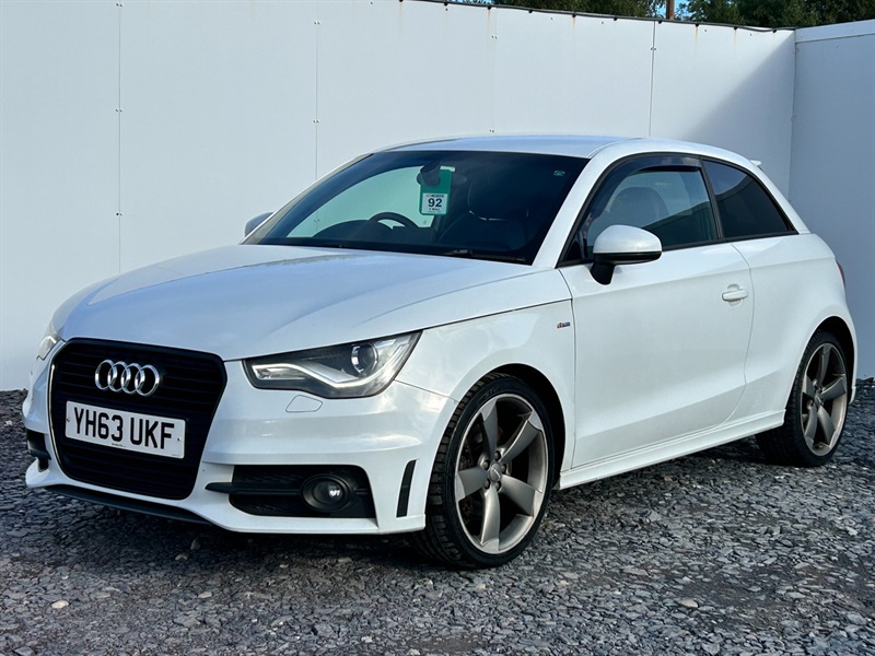 Audi A1 2.0 Tdi Black Edition Hatchback White #2