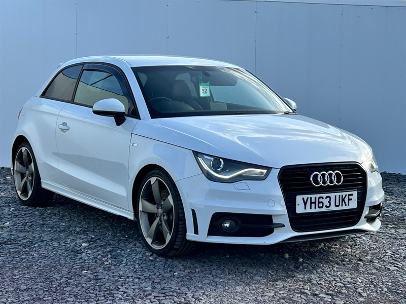 Audi A1 2.0 Tdi Black Edition Hatchback White